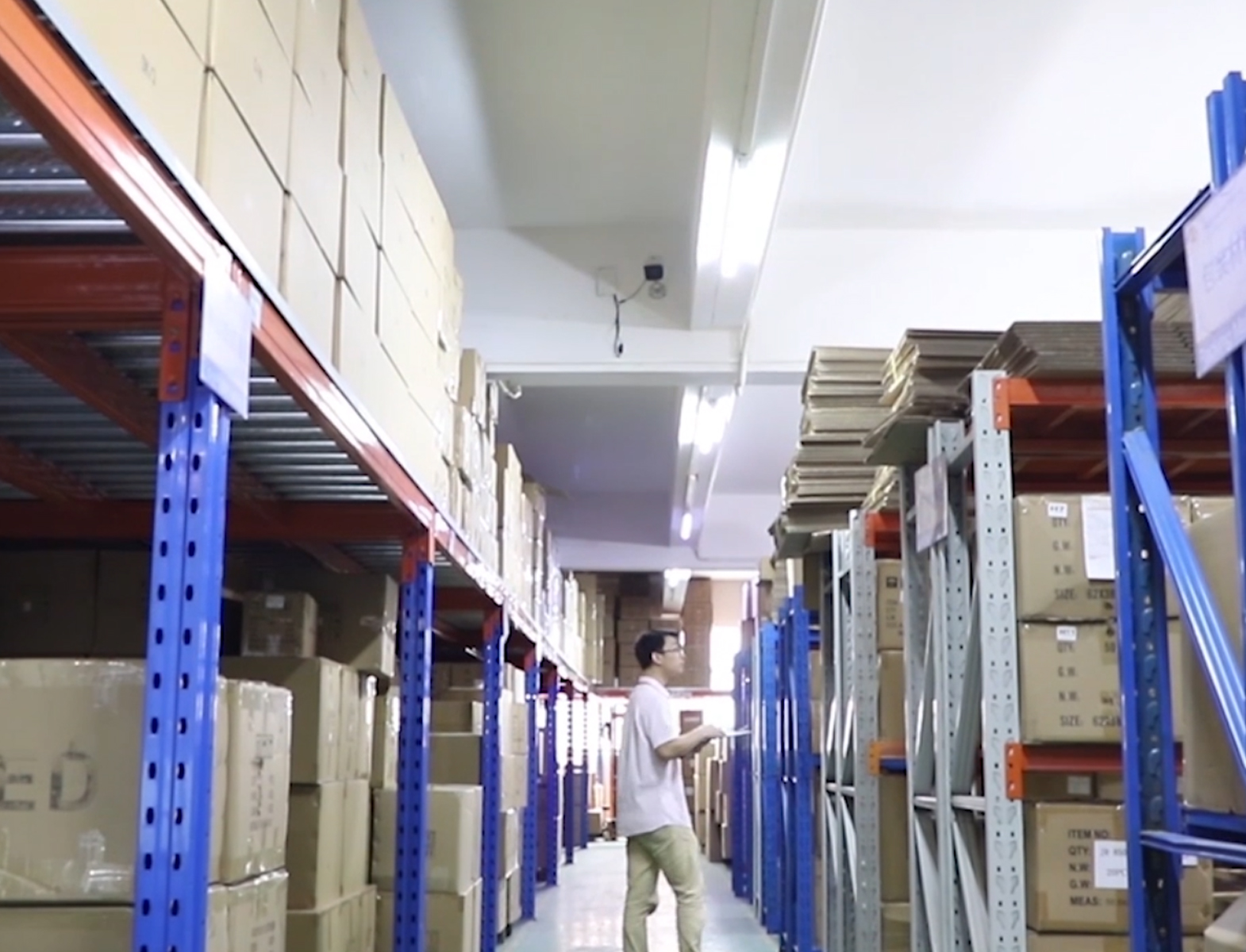 LED Car Lights Factory Enviroment-6